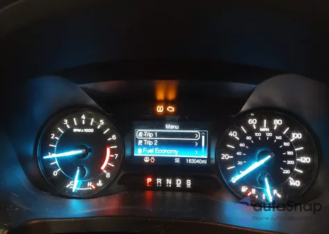 2017 Ford Explorer z USA, uszkodzony, nr VIN 1FM5K8B80HGC14850